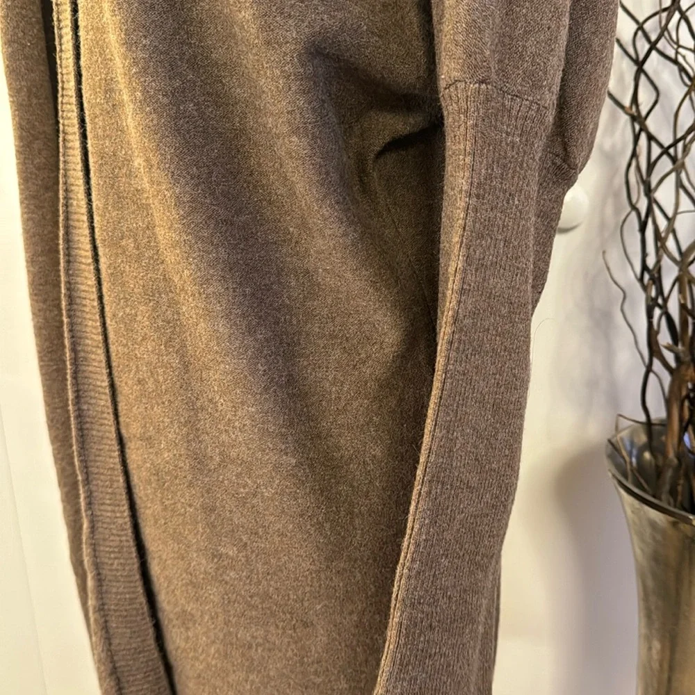 Long sleeve hooded open front cardigan in coffee
